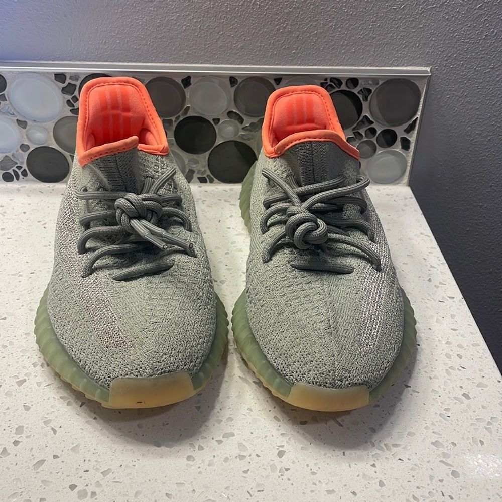 YEEZY boost woman’s  tennis shoes.